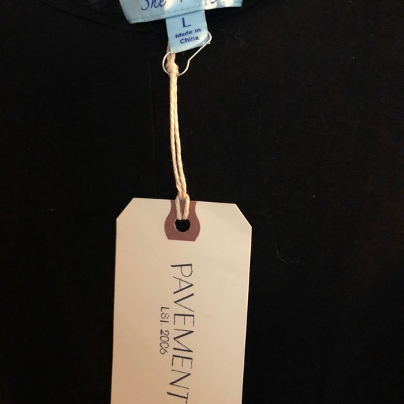 Awesome high low knot top! Brand new with tags - Picture 5 of 7